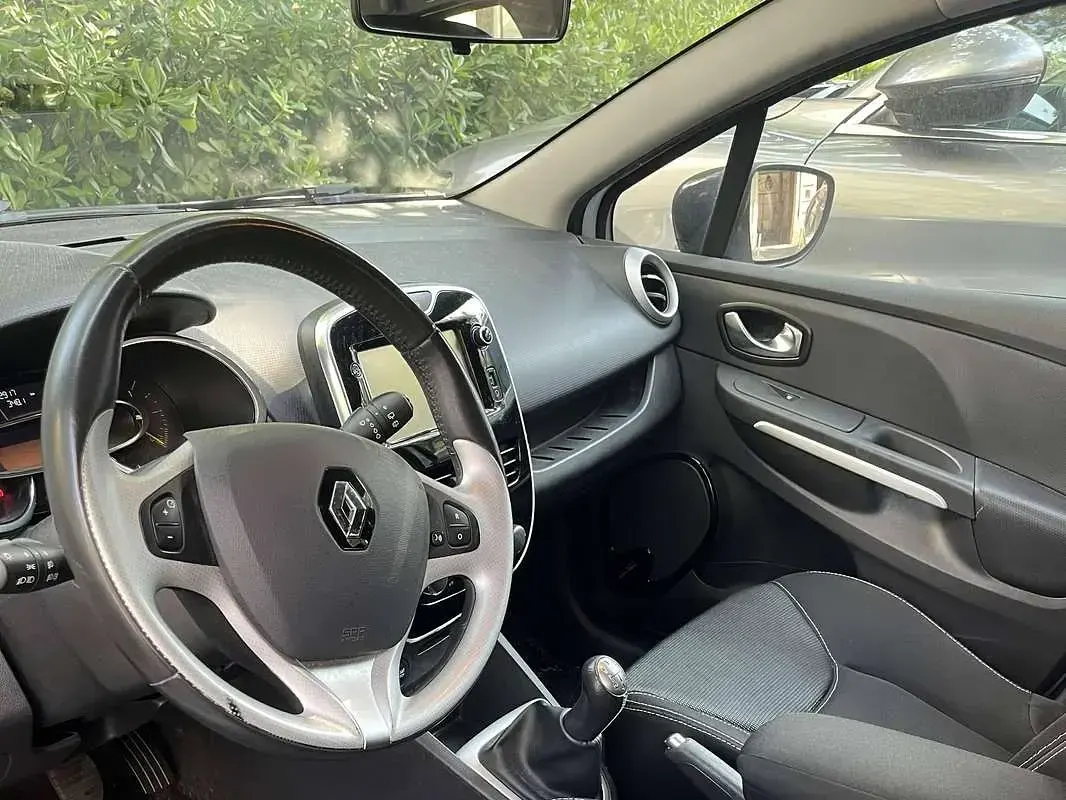 Usata Renault Clio IV 75 CV (55 kW) 2015 Argento Berlina