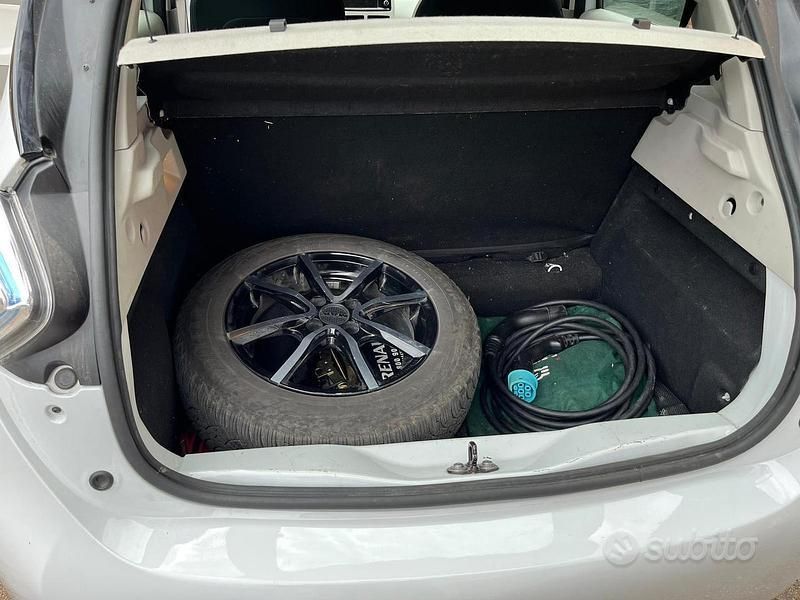 Usata Renault Zoe 42 kW (58 CV) 2019 Bianco Utilitaria
