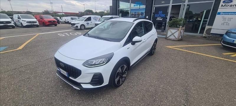 Usata Ford Fiesta Active 125 CV (91 kW) 2022 Bianco Utilitaria