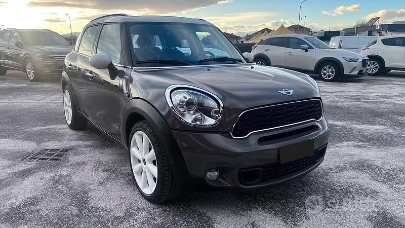 Usata Mini Cooper SD 143 CV (105 kW) 2013 Marrone Utilitaria