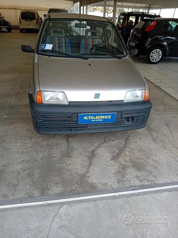 Grigio Usata 1997 Fiat Cinquecento Young Due volumi | 1150 € (Super prezzo) - Immagine 1/4