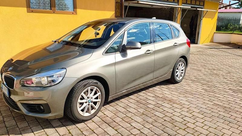 Usata BMW 216 Active Tourer 116 CV (85 kW) 2017 Grigio Monovolume