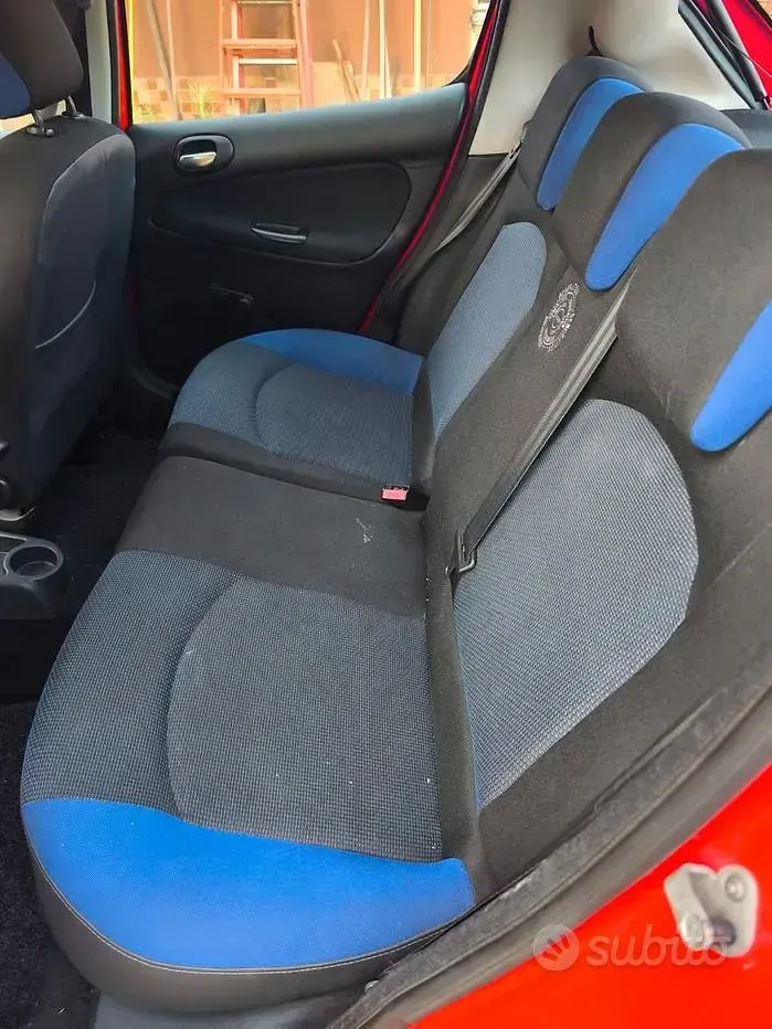 Usata Peugeot 206 60 CV (44 kW) 2012 Rosso Berlina
