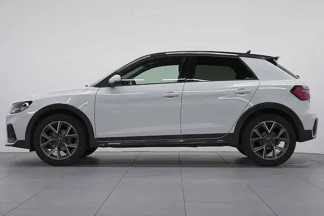 Usata Audi A1 Design 110 CV (80 kW) 2023 Bianco SUV