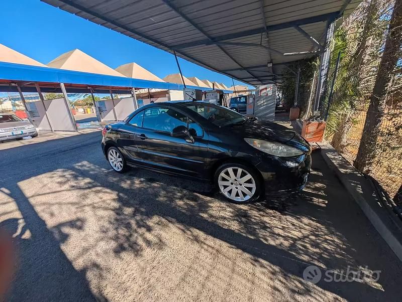 Usata Peugeot 207 CC 120 CV (88 kW) 2008 Nero Cabrio
