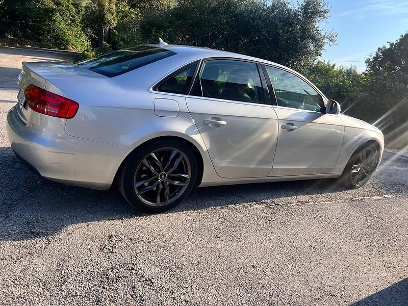 Usata Audi A4 143 CV (105 kW) 2008 Grigio Berlina