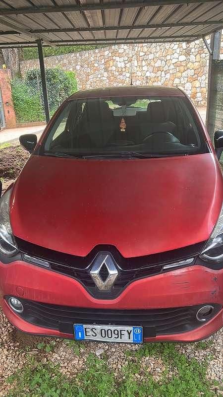Usata Renault Clio IV 65 CV (47 kW) 2012 Berlina
