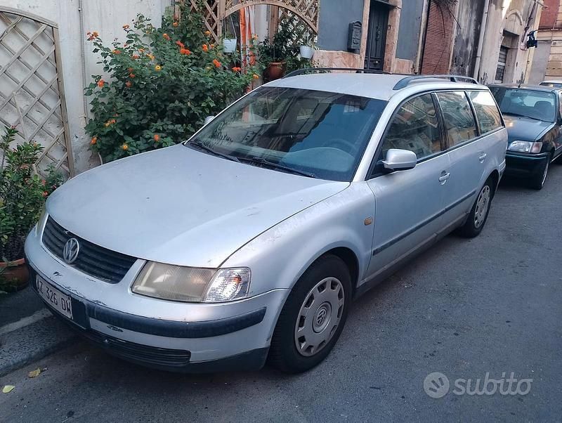 Usata VW Passat 2004 Grigio Berlina