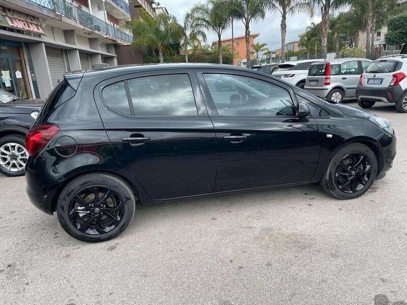 Usata Opel Corsa 95 CV (69 kW) 2017 Nero Berlina