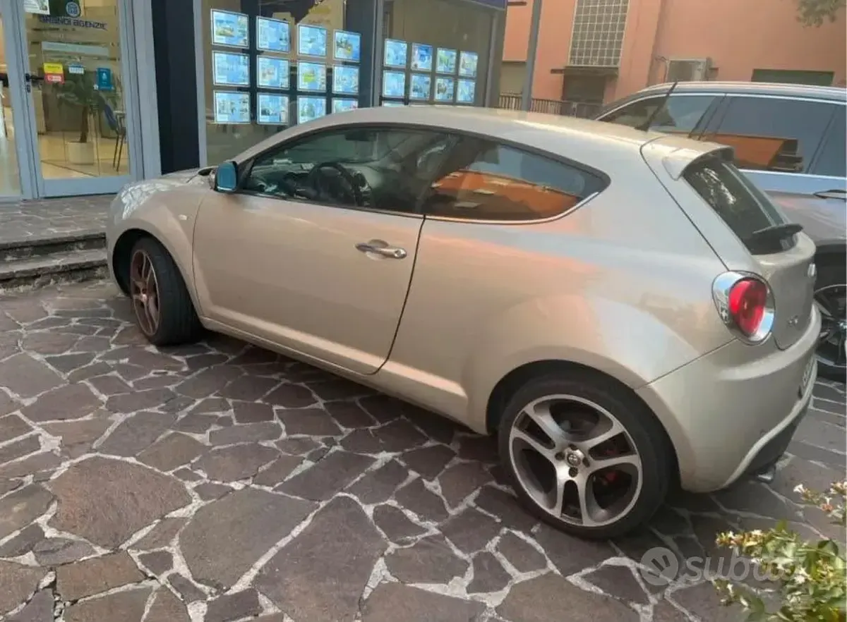 Second-hand Alfa Romeo MiTo 120 CP (88 kW) 2010 Hatchback
