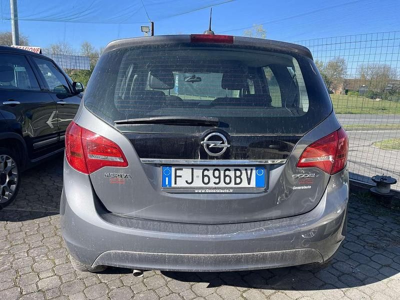 Usata Opel Meriva Cosmo 95 CV (69 kW) 2017 Other Monovolume