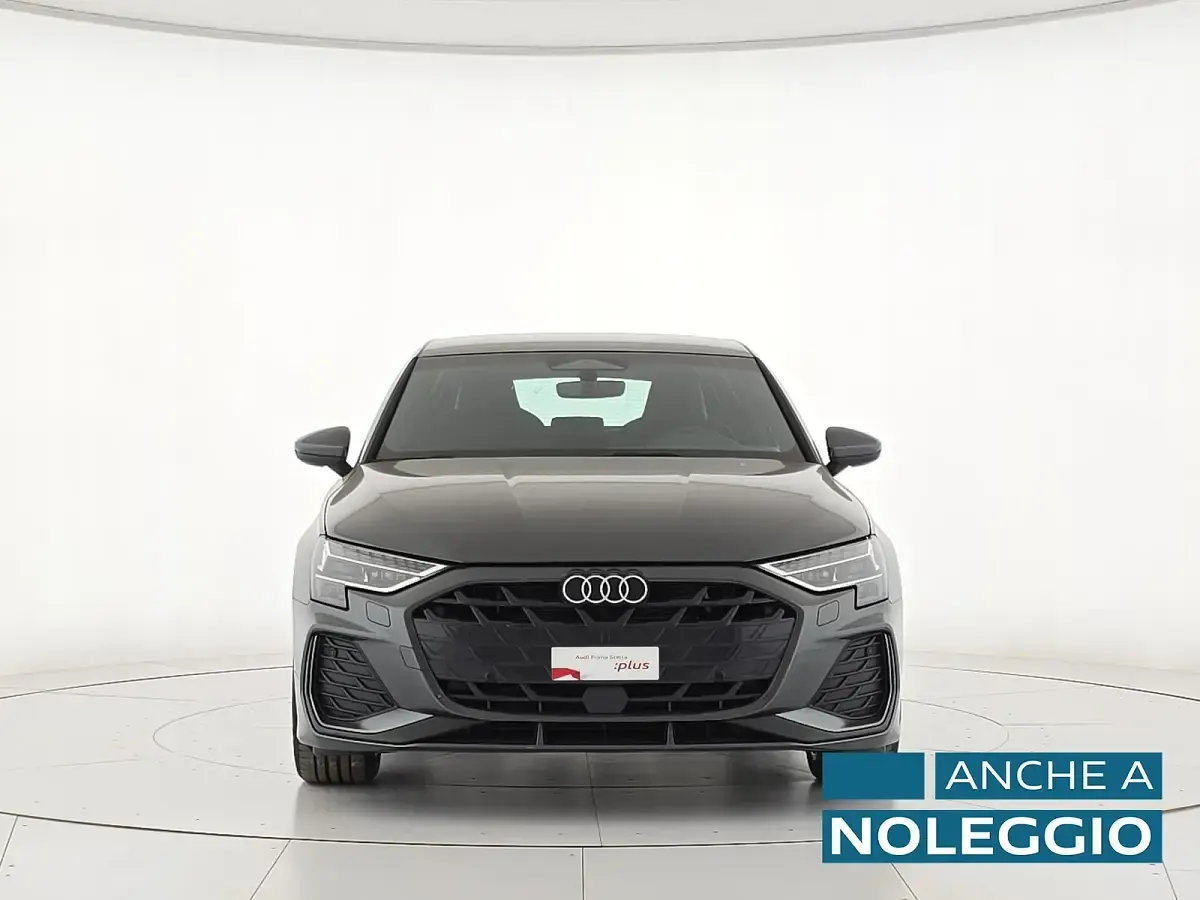 Nouvelle Audi A3 S-Line 150 ch (110 kW) 2026 Noir Berline