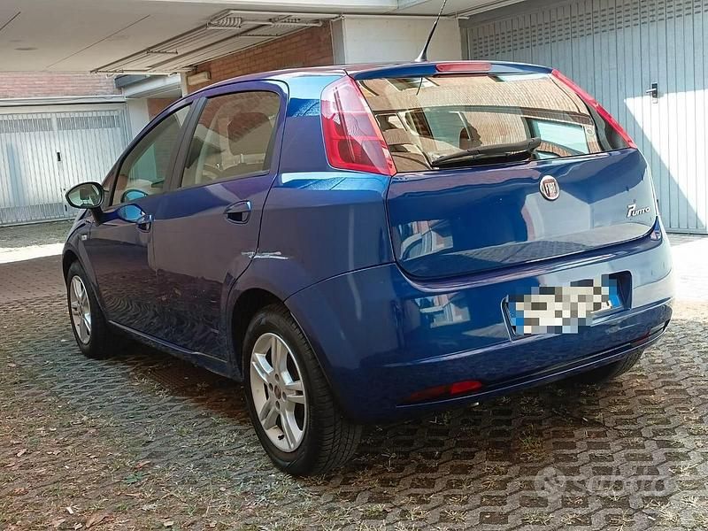 Usata Fiat Grande Punto 65 CV (47 kW) 2008 Blu Utilitaria