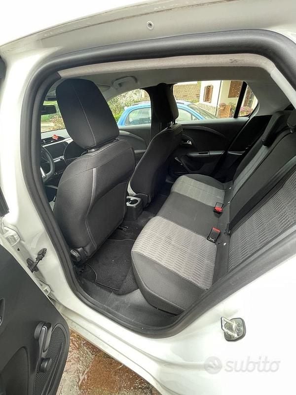 Usata Opel Corsa Elegance 102 CV (75 kW) 2020 Bianco Utilitaria