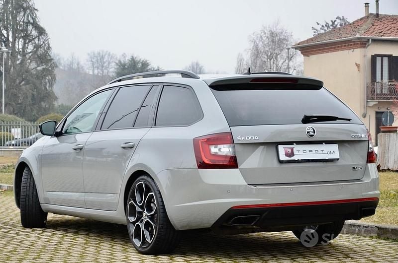Usata Skoda Octavia RS 245 CV (180 kW) 2020 Grigio Station wagon