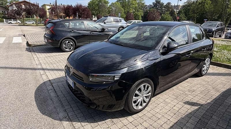 Usata Opel Corsa Edition 75 CV (55 kW) 2024 Nero Utilitaria
