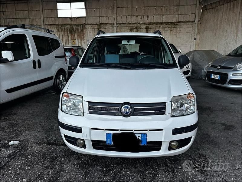 Usata Fiat Panda 69 CV (50 kW) 2012 Bianco Utilitaria