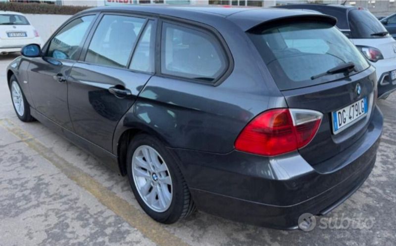 Usata BMW 318 122 CV (89 kW) 2007 Grigio Berlina