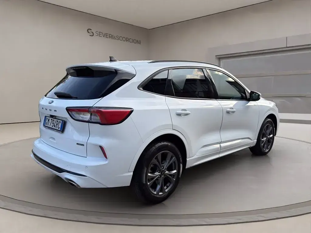 Usata Ford Kuga ST-Line X 225 CV (165 kW) 2023 Bianco SUV