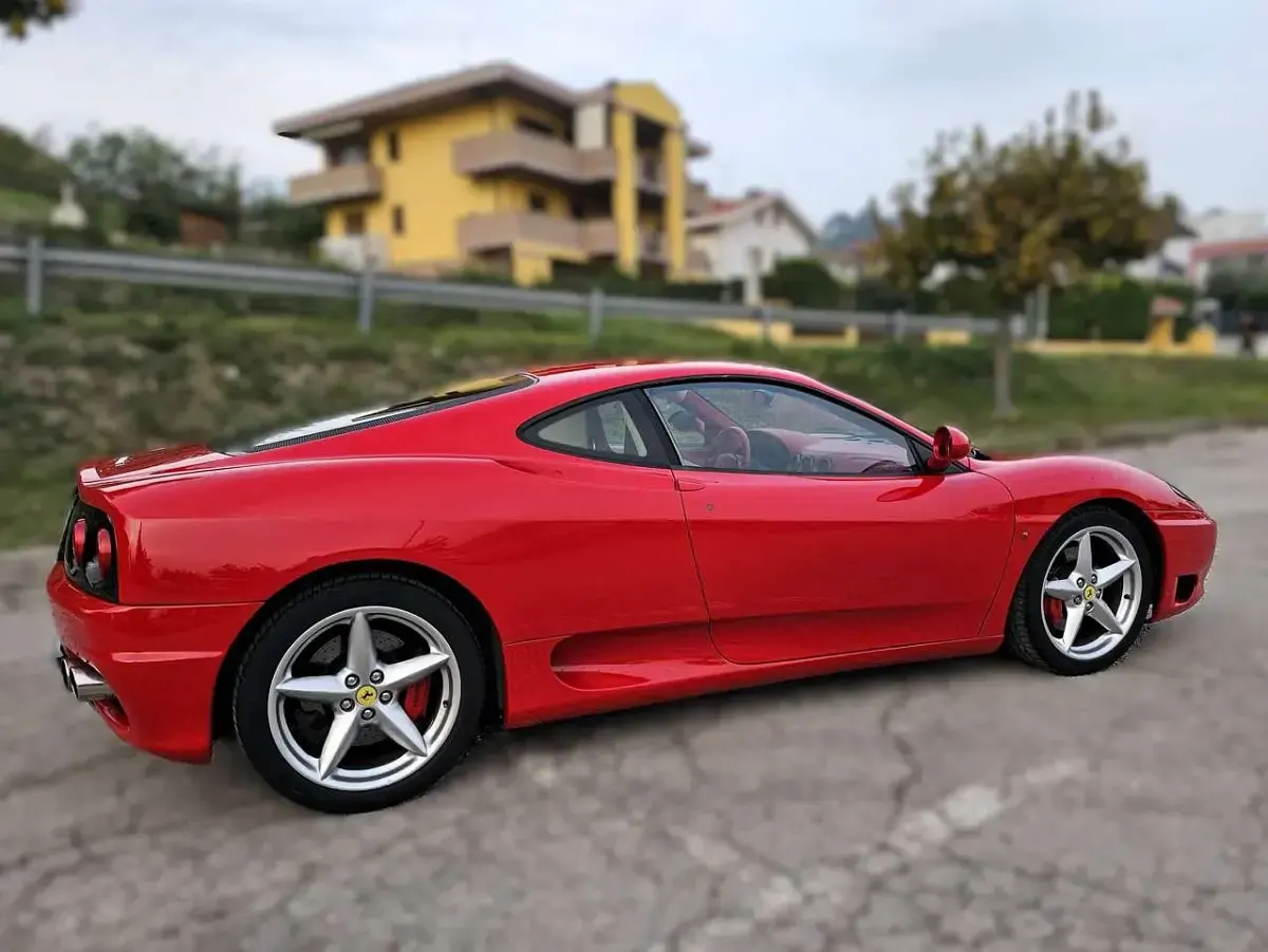 Usata Ferrari 360 400 CV (294 kW) 2000 Rosso Coupé