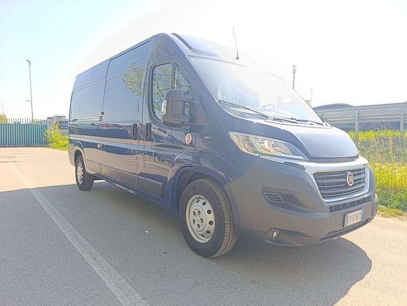 Usata Fiat Ducato 177 CV (130 kW) 2018 Blu/azzurro Furgone