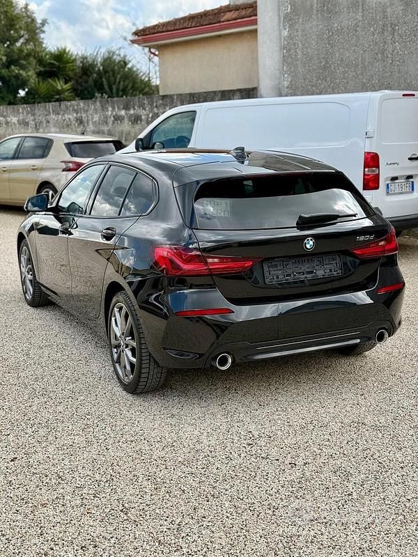 Usata BMW 120 M Sport 190 CV (139 kW) 2023 Nero Utilitaria
