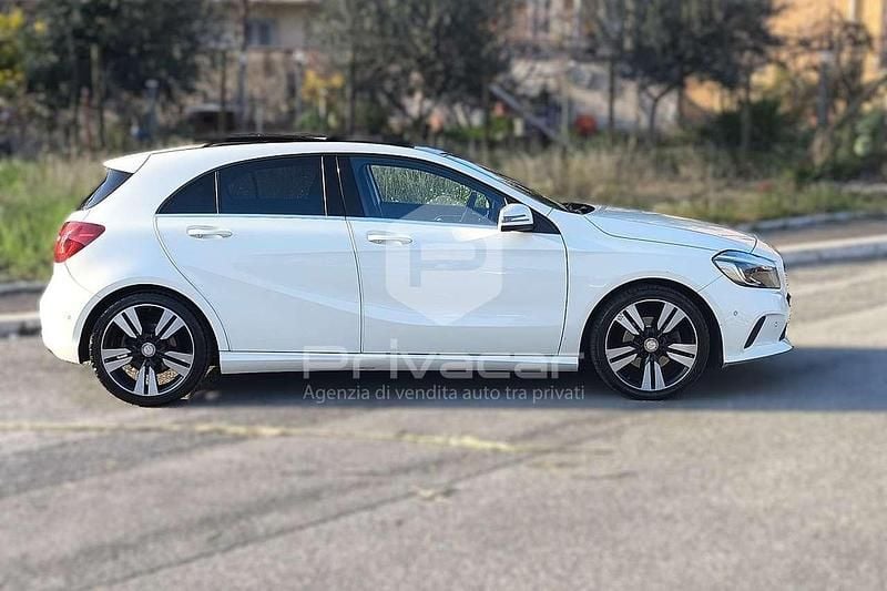 Usata Mercedes A200 Business 136 CV (100 kW) 2016 Bianco Berlina