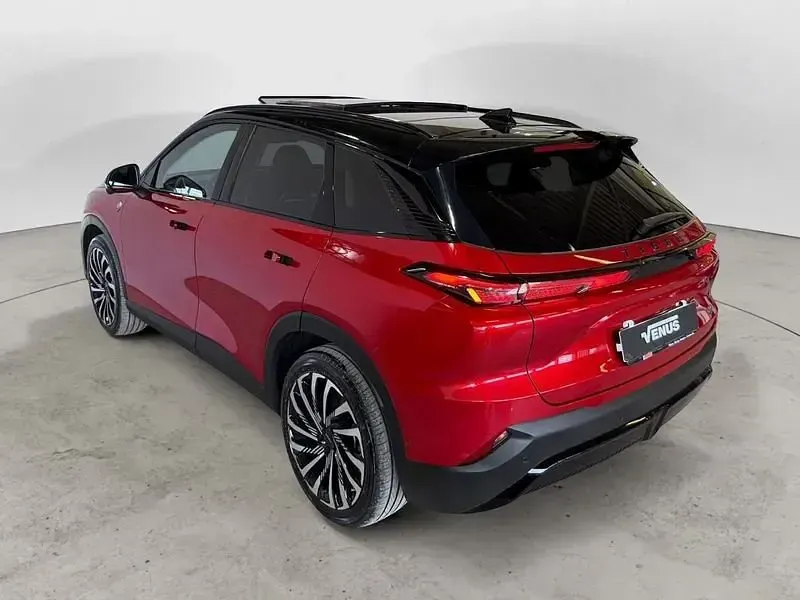 Usata Tiger Six 167 CV (122 kW) 2025 Rosso SUV