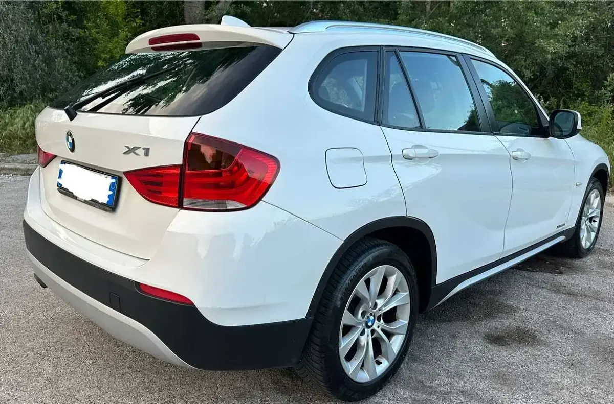 Usata BMW X1 143 CV (105 kW) 2010 Bianco SUV