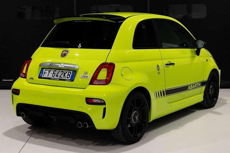 Usata Abarth 595 70th Anniversary 160 CV (117 kW) 2019 Verde Utilitaria