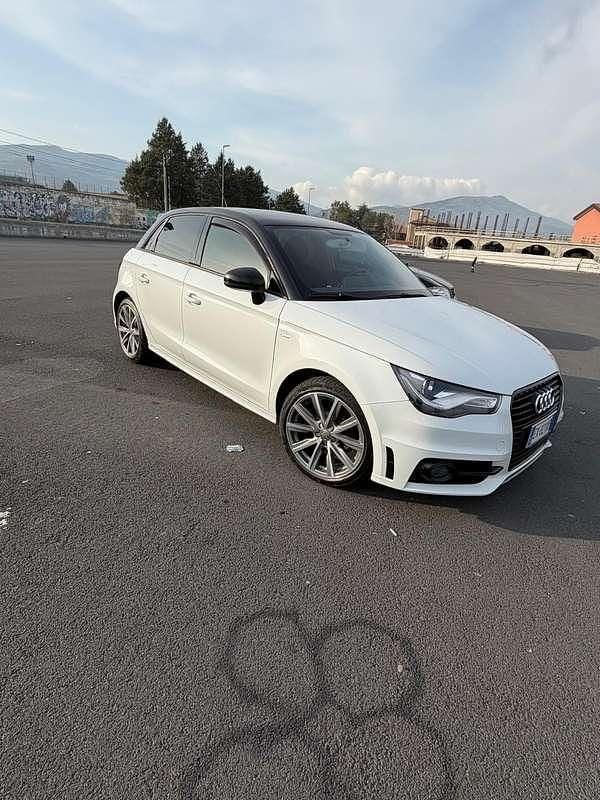 Usata Audi A1 Sportback Admired 90 CV (66 kW) 2014 Utilitaria
