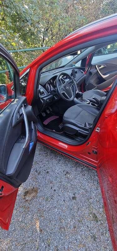 Usata Opel Astra 110 CV (80 kW) 2011 Station wagon