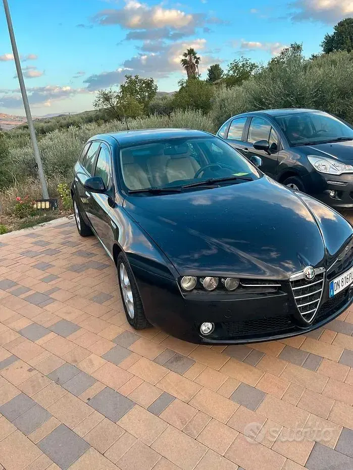Usata Alfa Romeo 159 150 CV (110 kW) 2008 Bluazzurro Station wagon