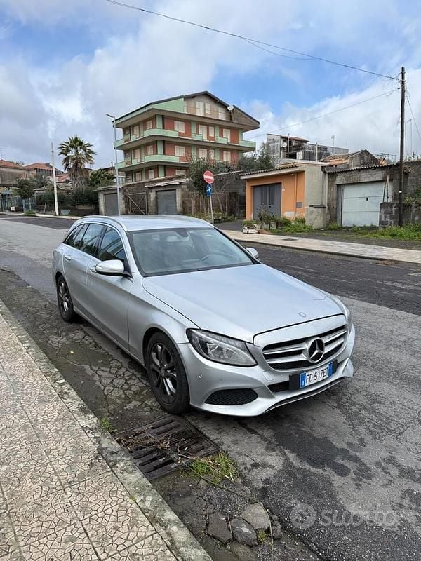 Usata Mercedes C200 Exclusive 135 CV (99 kW) 2015 Grigio Station wagon
