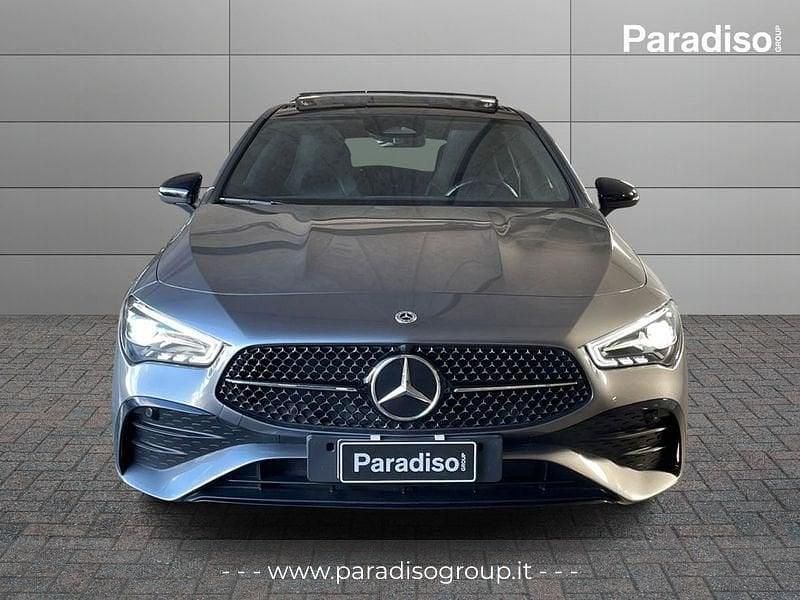 Usata Mercedes CLA200 150 CV (110 kW) 2023 Grigio