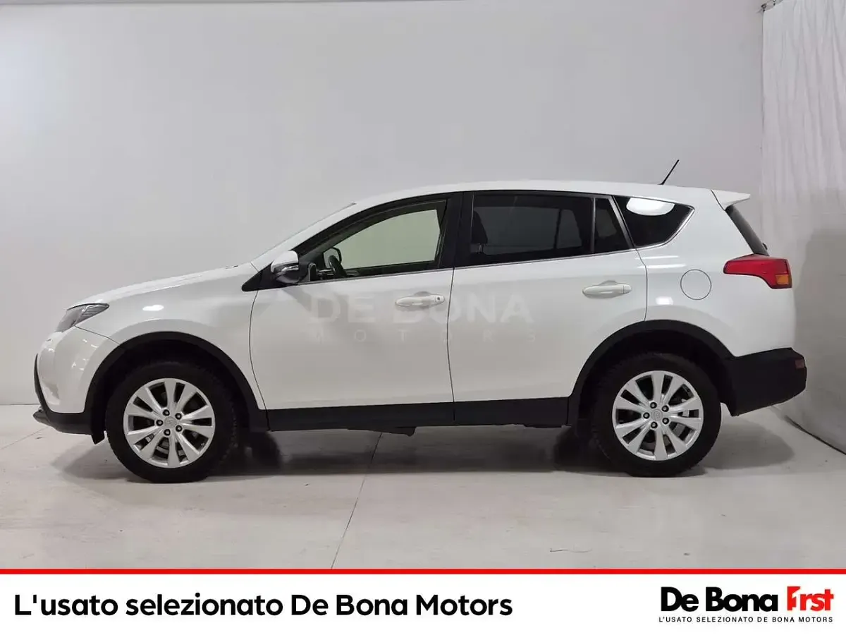 Usata Toyota RAV4 Style 150 CV (110 kW) 2013 Bianco SUV