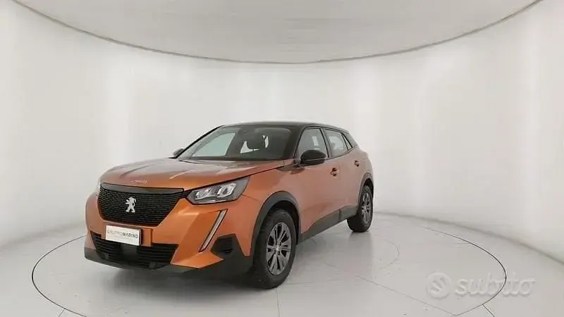 Usata Peugeot 2008 Active 110 CV (80 kW) 2022 SUV