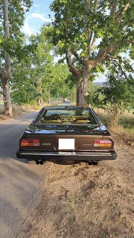 Usata De Tomaso De Tomaso Longchamp 271 CV (199 kW) 1972 Marrone Coupé
