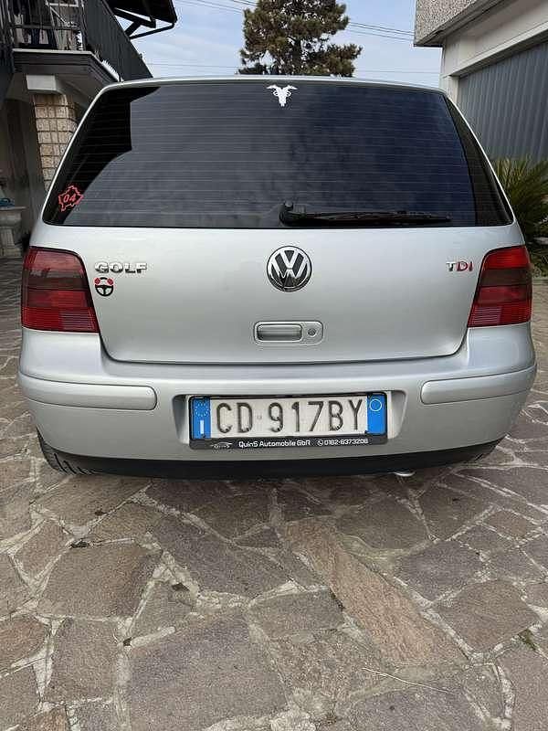 Usata VW Golf IV Highline 131 CV (96 kW) 2002 Berlina