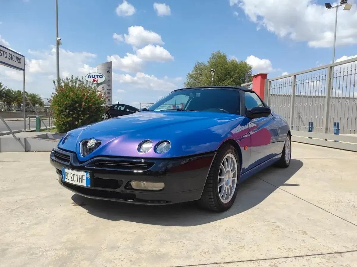 Usata Alfa Romeo Spider 144 CV (105 kW) 1999 Blu Cabrio
