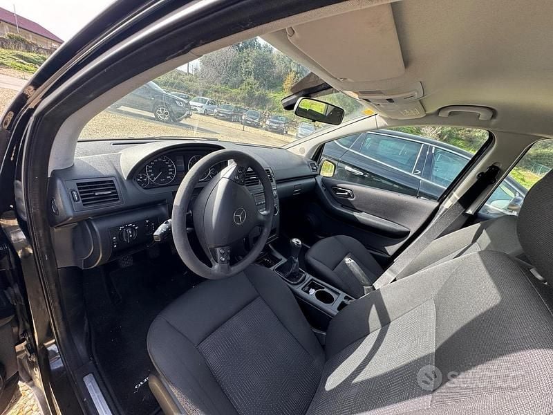 Usata Mercedes A160 Executive 95 CV (69 kW) 2012 Nero Berlina