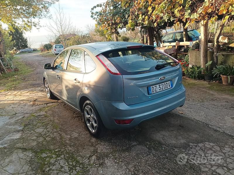 Usata Ford Focus 100 CV (73 kW) 2009 Berlina