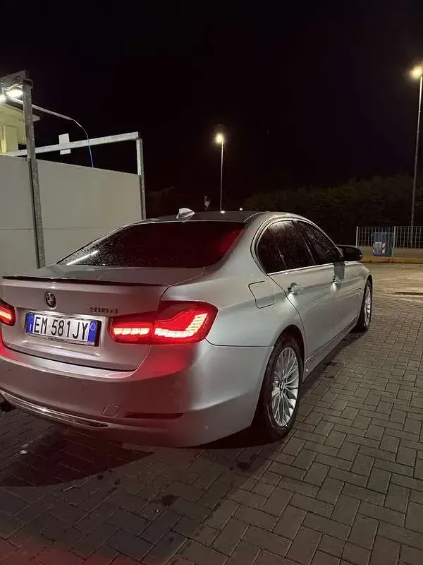 Usata BMW 316 Luxury Line 116 CV (85 kW) 2012 Berlina