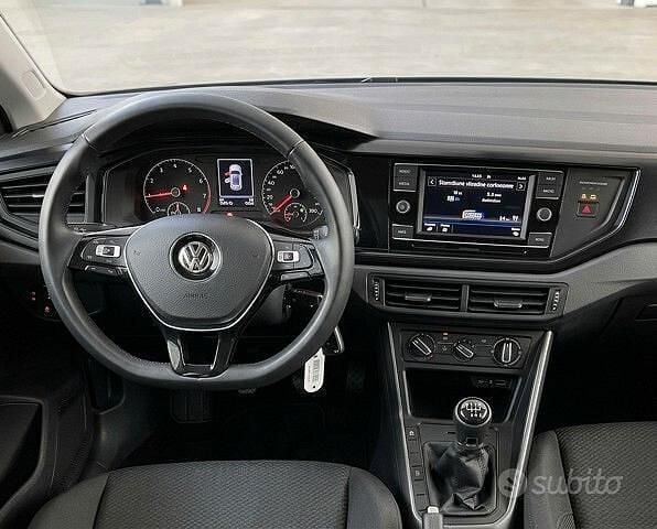 Usata VW Polo Comfortline 65 CV (47 kW) 2019 Grigio Utilitaria