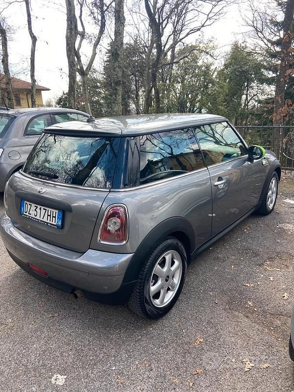 Usata Mini ONE 75 CV (55 kW) 2009 Utilitaria