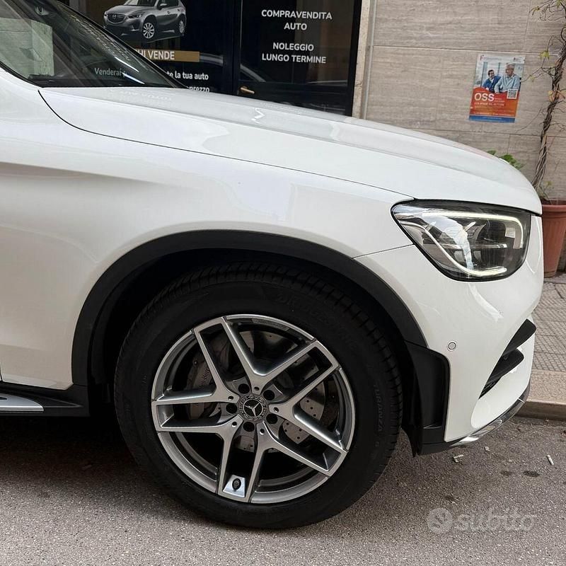 Usata Mercedes GLC220 Premium Plus 194 CV (142 kW) 2019 Bianco SUV