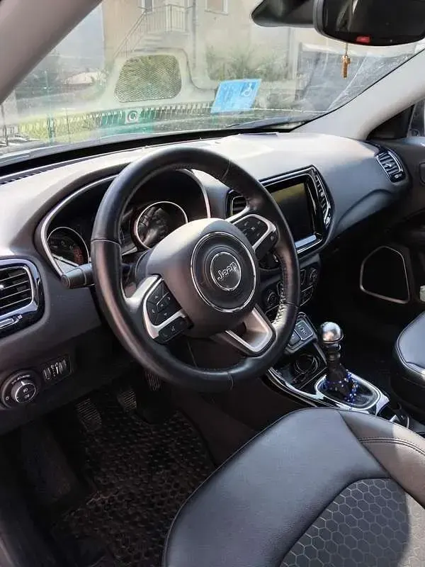 Usata Jeep Compass Night Eagle 131 CV (96 kW) 2021 Bianco SUV