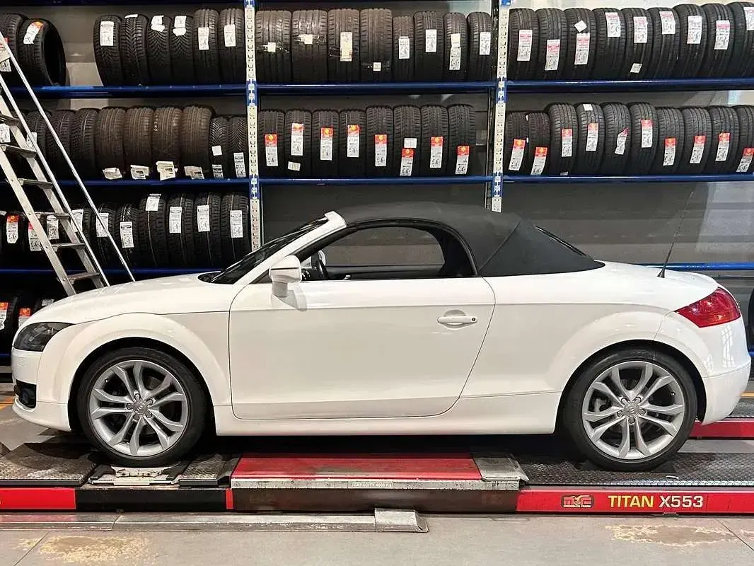 Usata Audi TT Roadster Advanced 160 CV (117 kW) 2010 Bianco Cabrio