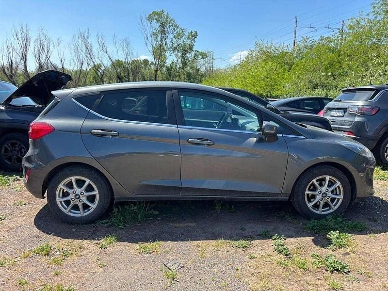 Second-hand Ford Fiesta Titanium 125 CP (91 kW) 2021 Gri Hatchback