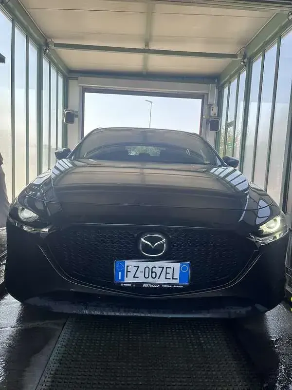Usata Mazda 3 Exceed 179 CV (131 kW) 2021 Berlina